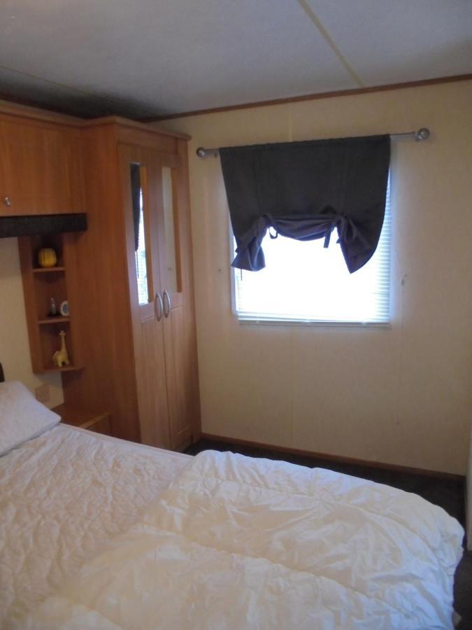 6 Berth Heated On The Chase Brisbane Apartment Ingoldmells Exterior photo