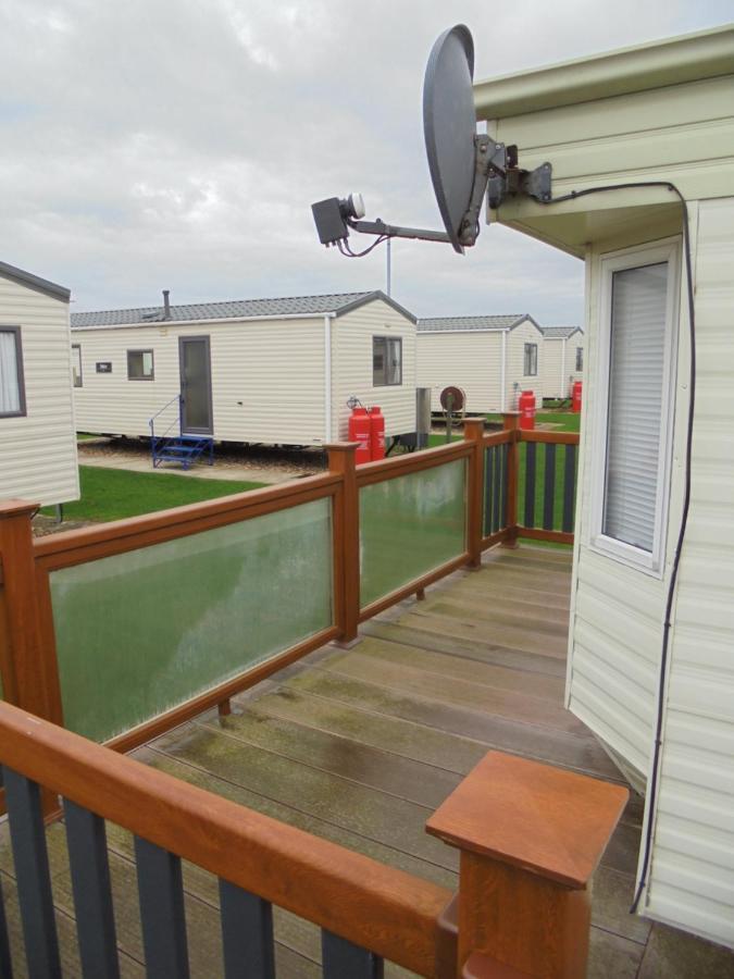 6 Berth Heated On The Chase Brisbane Apartment Ingoldmells Exterior photo