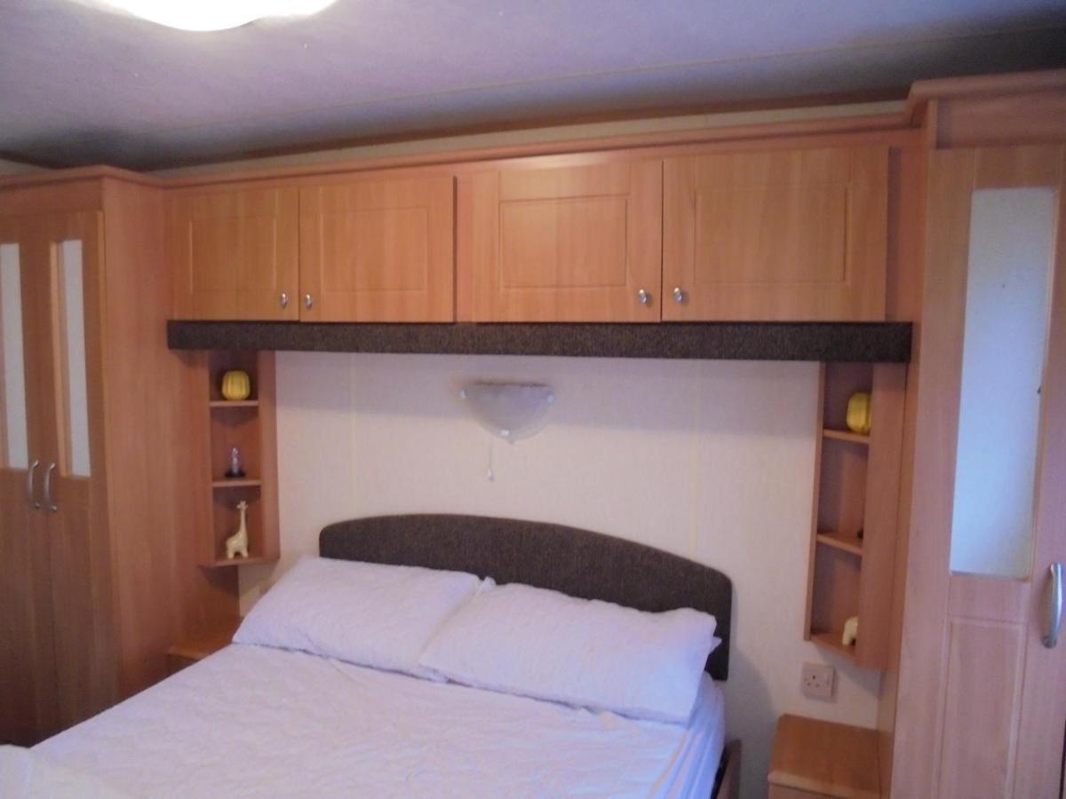 6 Berth Heated On The Chase Brisbane Apartment Ingoldmells Exterior photo