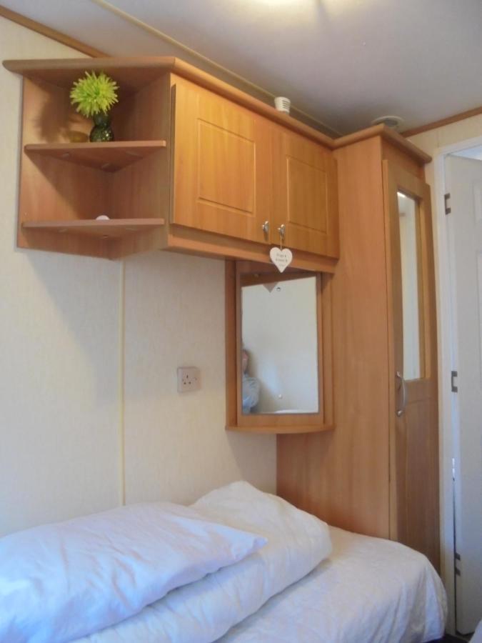 6 Berth Heated On The Chase Brisbane Apartment Ingoldmells Exterior photo