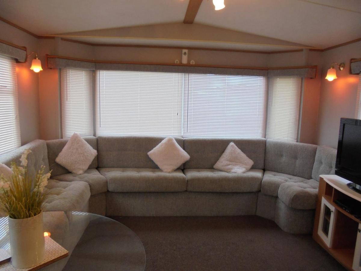 6 Berth Heated On The Chase Brisbane Apartment Ingoldmells Exterior photo