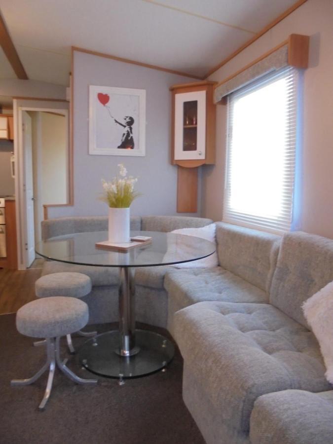 6 Berth Heated On The Chase Brisbane Apartment Ingoldmells Exterior photo